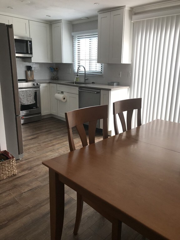 20 Bennett St unit B, Wakefield, MA 01880 - photo 6