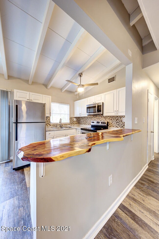 kitchen bar