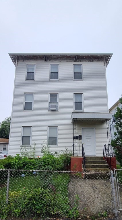 55 Ward St, Worcester, MA 01610 - photo 2