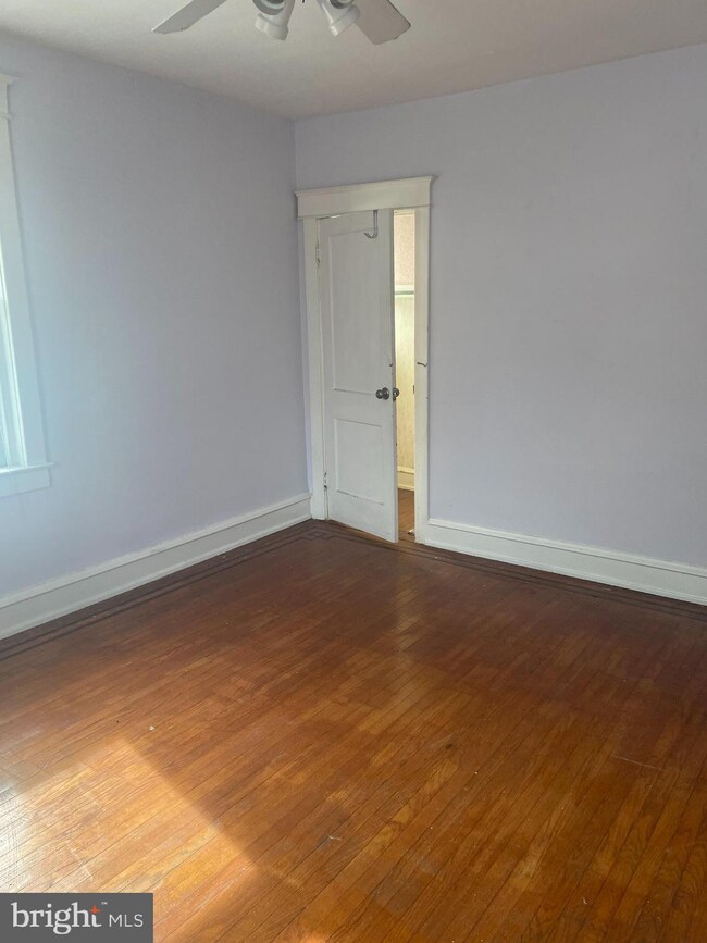 305 N Maple Ave, Lansdowne, PA 19050 - photo 6