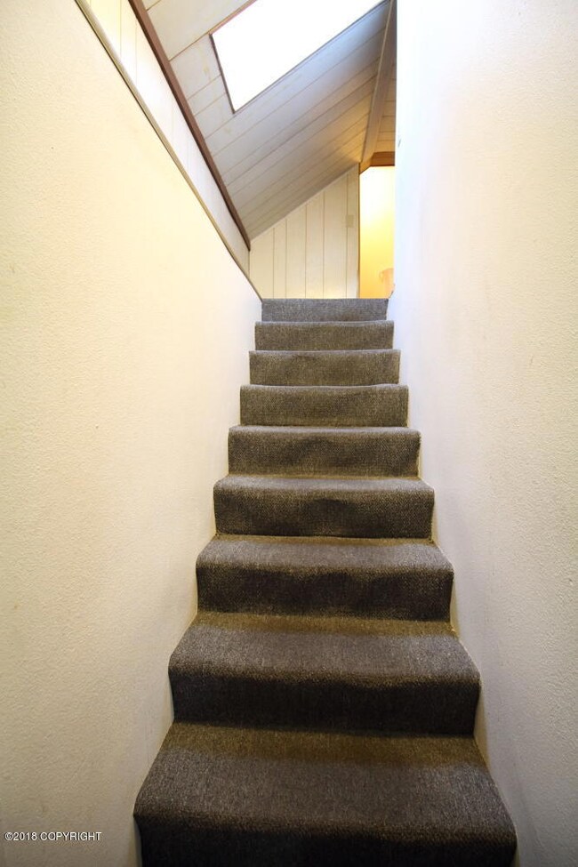 To upstairs