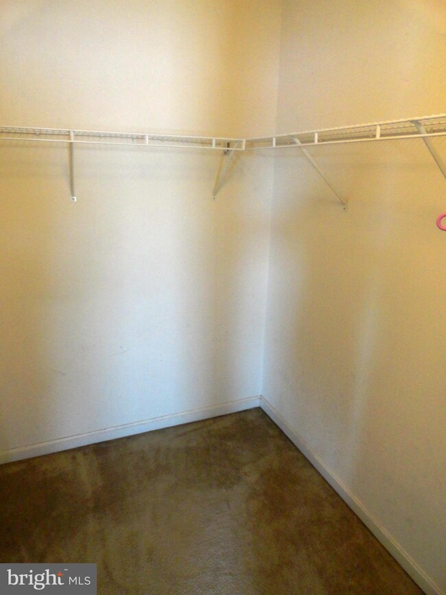 8222 Barrington Ct unit 19, Severn, MD 21144 - photo 3