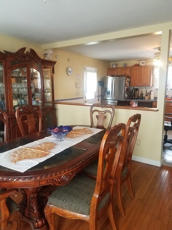 115 Osborne St, New Bedford, MA 02740 - photo 4