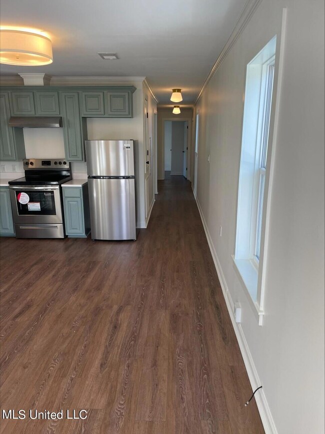 2207 Government St unit 9, Ocean Springs, MS 39564 - photo 4