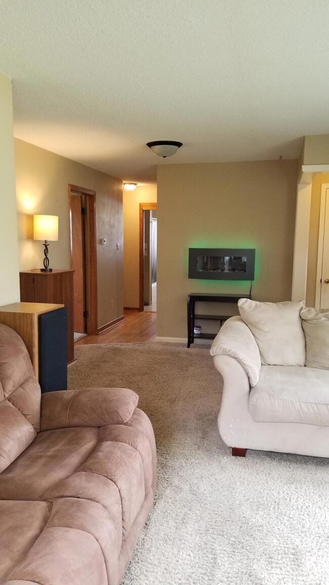 313 13th Ave NE, Jamestown, ND 58401 - photo 6