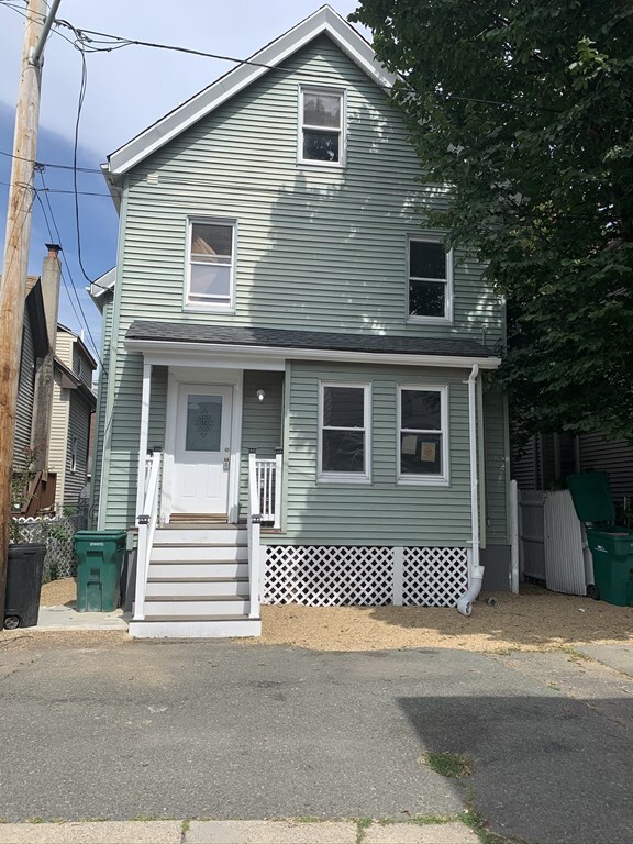 11 Chadwell Ct, Lynn, MA 01905 - photo 3