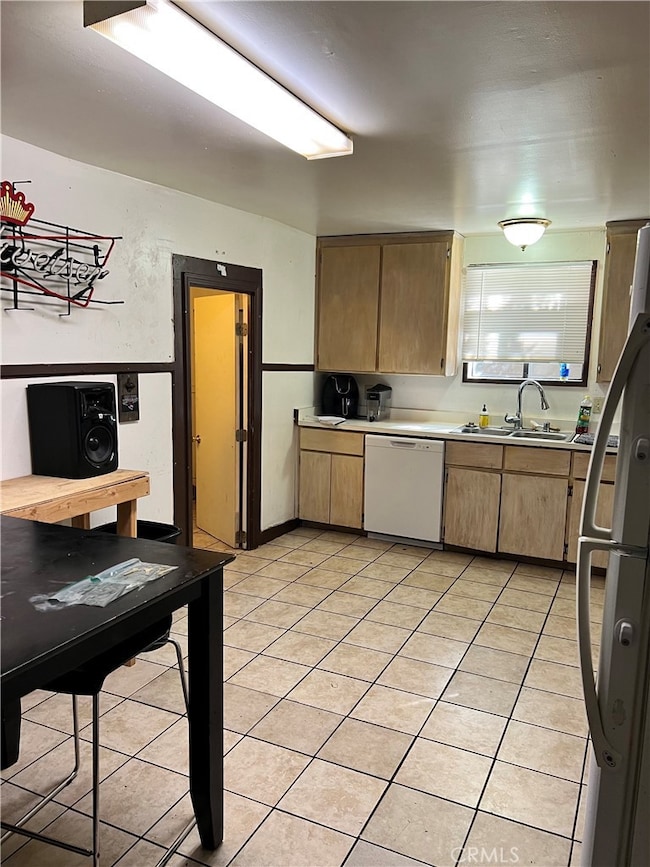 621 W 6th St, Chico, CA 95928 - photo 4