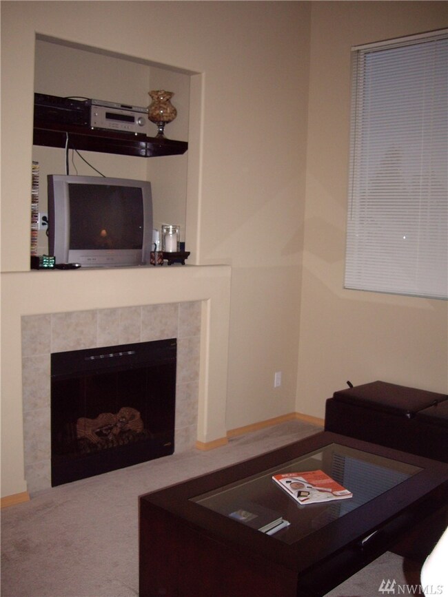 2050 Garry Oaks Ave unit C, Dupont, WA 98327 - photo 4