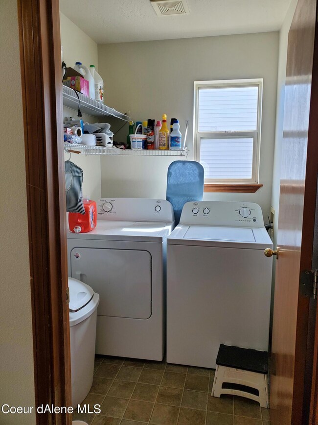 13770 N Natalie St, Rathdrum, ID 83858 - photo 6