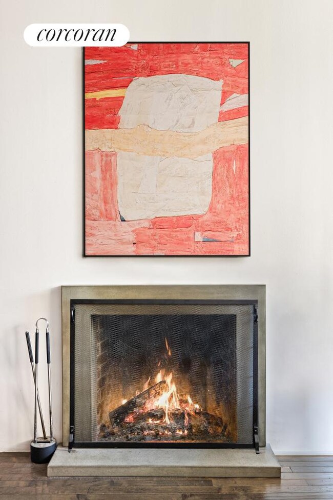 Windsor Arms unit 7E, New York, NY 10011 - photo 2