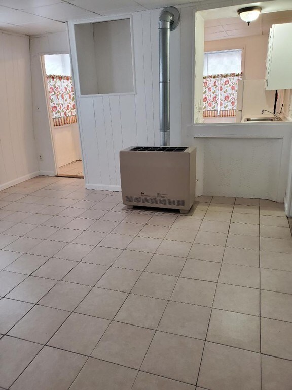 1253 N High St unit 2, Fall River, MA 02720 - photo 3