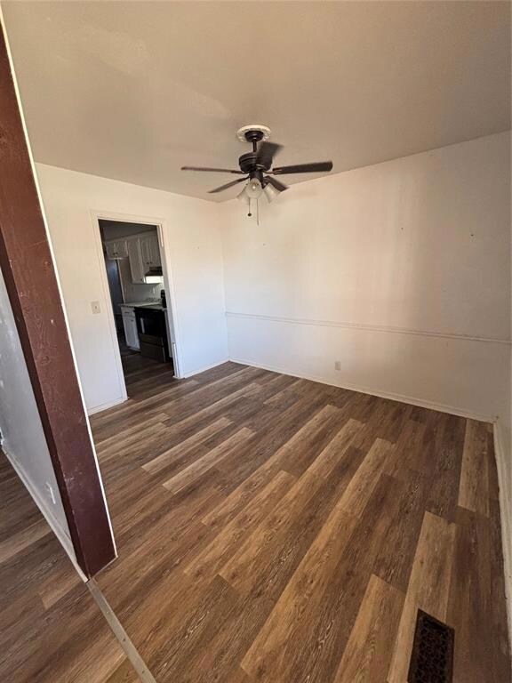 11300 N Greystone Cir, Oklahoma City, OK 73120 - photo 7