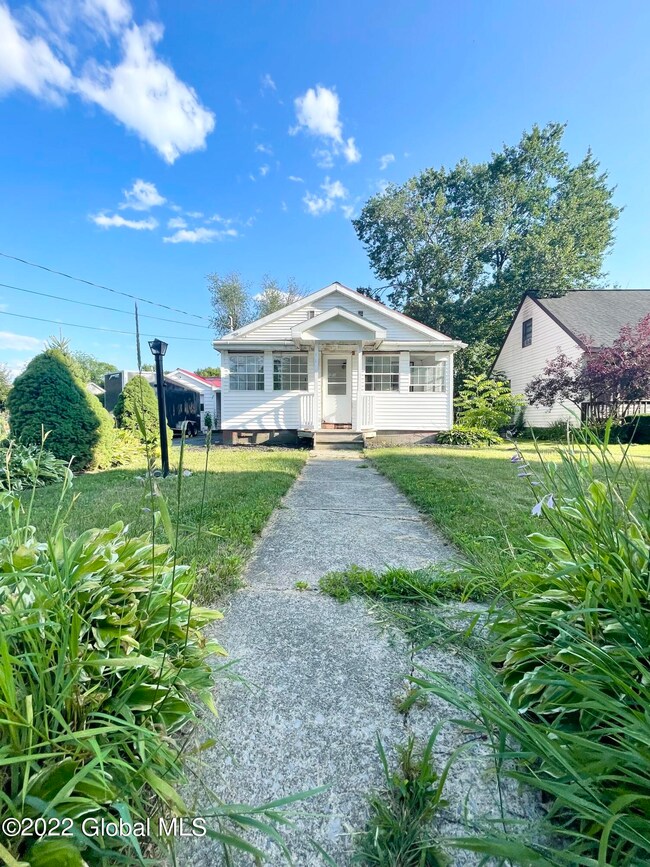 15 E Tremont St, Glens Falls, NY 12801 - photo 3