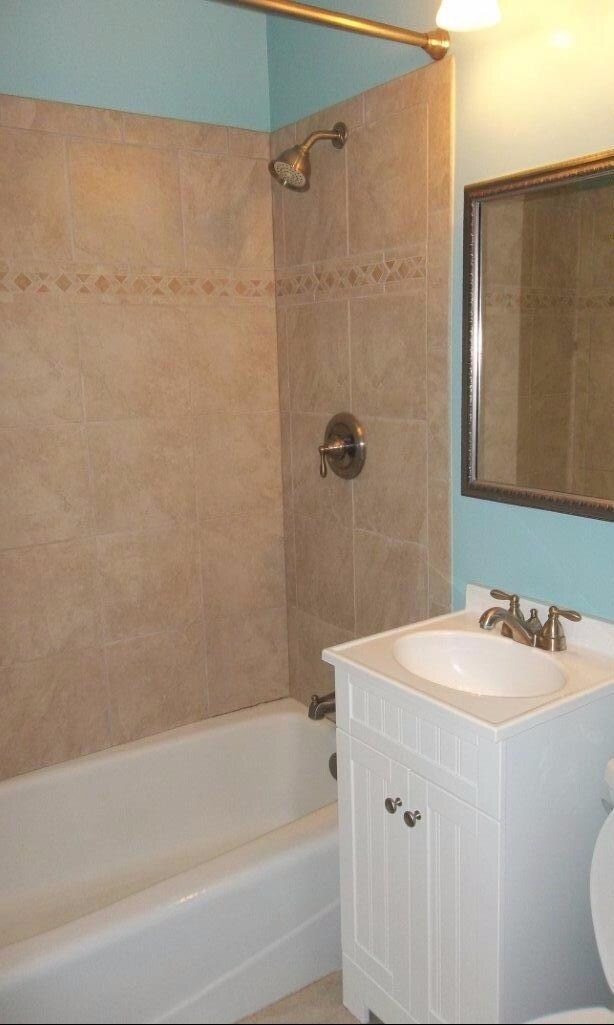 307 E 10th St, La Porte, IN 46350 - photo 6