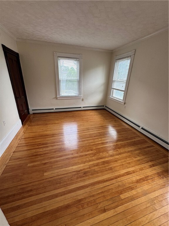 29 Powel Ave, Newport, RI 02840 - photo 6