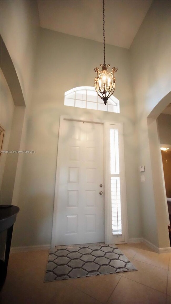 Bright & Elegant Foyer.