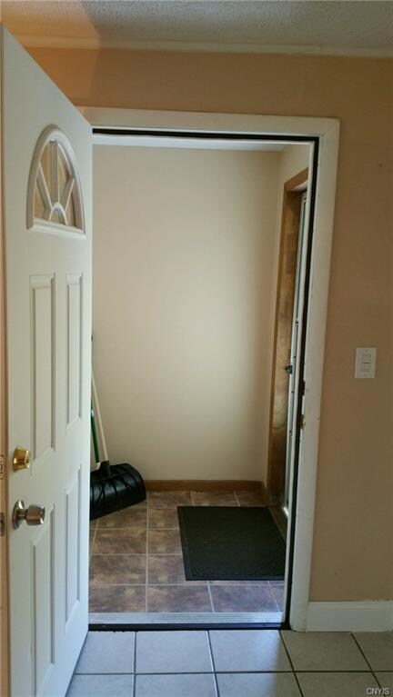 Front entrance/foyer