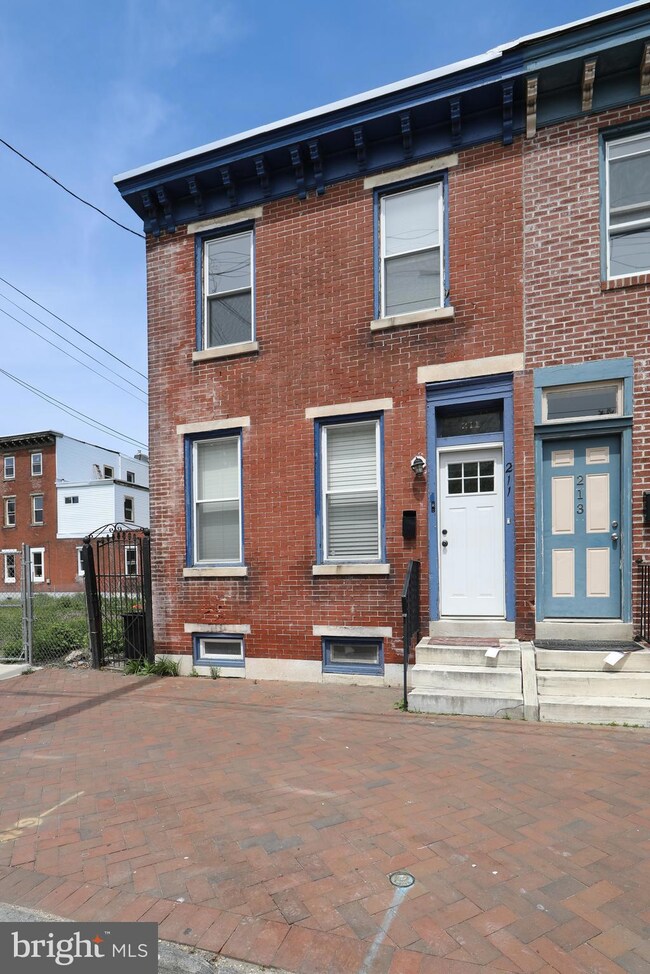 211 Elm St, Camden, NJ 08102 - photo 4