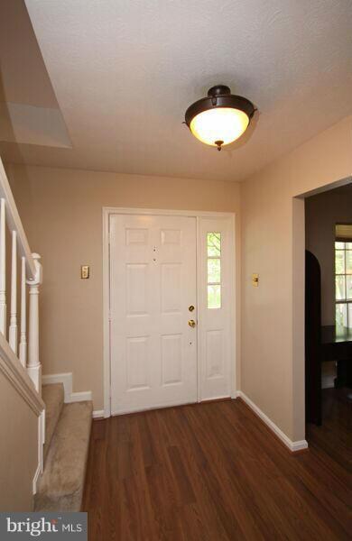 6885 Macbeth Way, Sykesville, MD 21784 - photo 3