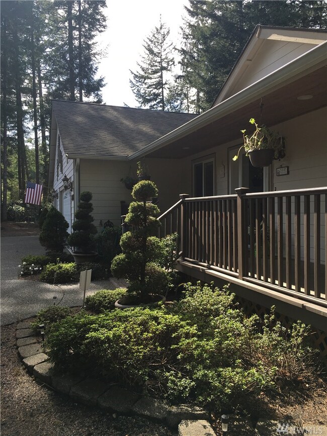 70 E Connemara Way, Shelton, WA 98584 - photo 4