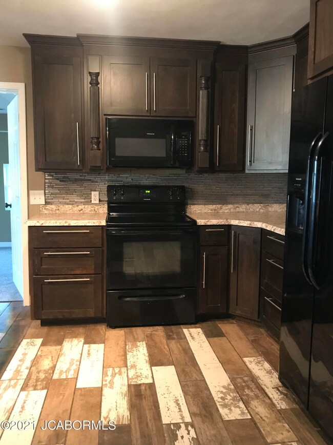 Kitchen 1