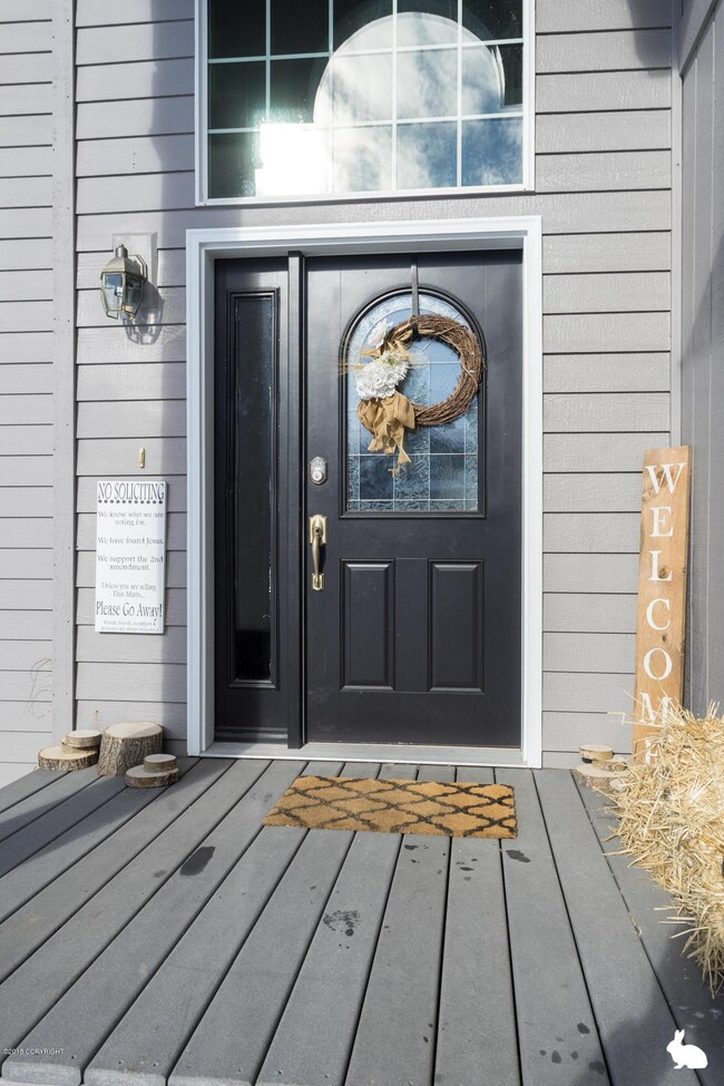 15_EntranceExterior
