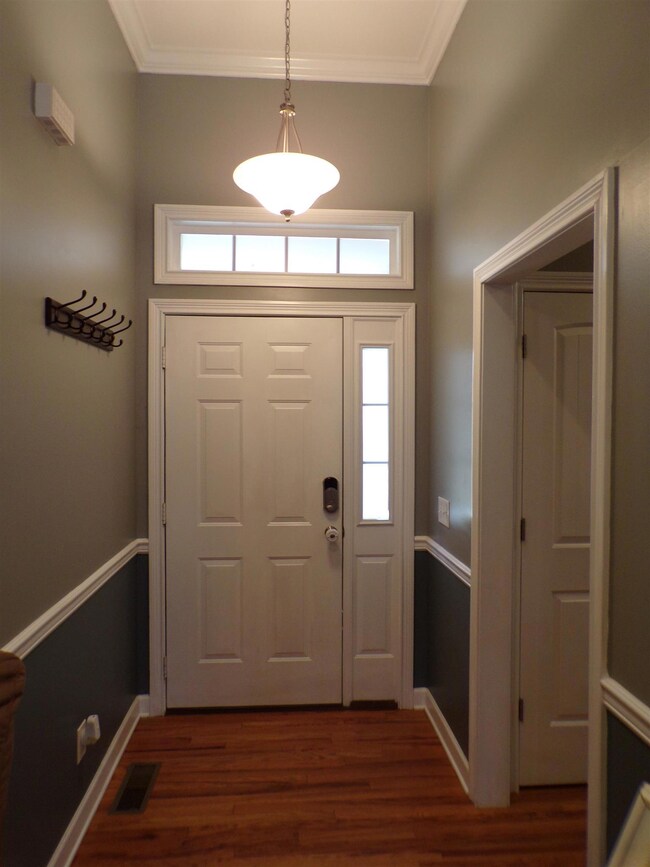 614 Mac St, Shelbyville, TN 37160 - photo 3