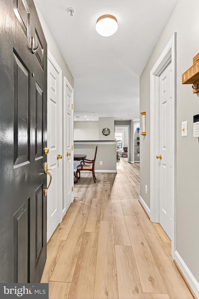 12213 Fairfield House Dr unit 506B, Fairfax, VA 22033 - photo 4