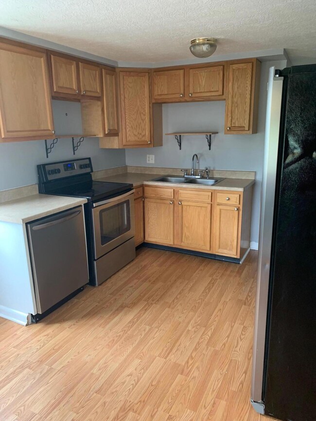 378 E Moler St, Columbus, OH 43207 - photo 4