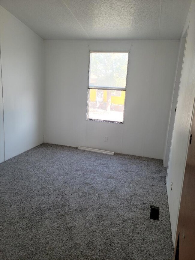 615 Lomaland Dr unit 74, El Paso, TX 79907 - photo 3