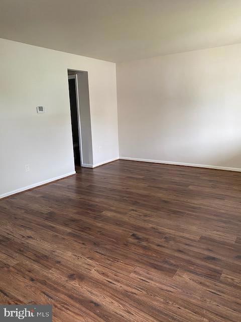 6924 Flagstaff St, Hyattsville, MD 20785 - photo 3