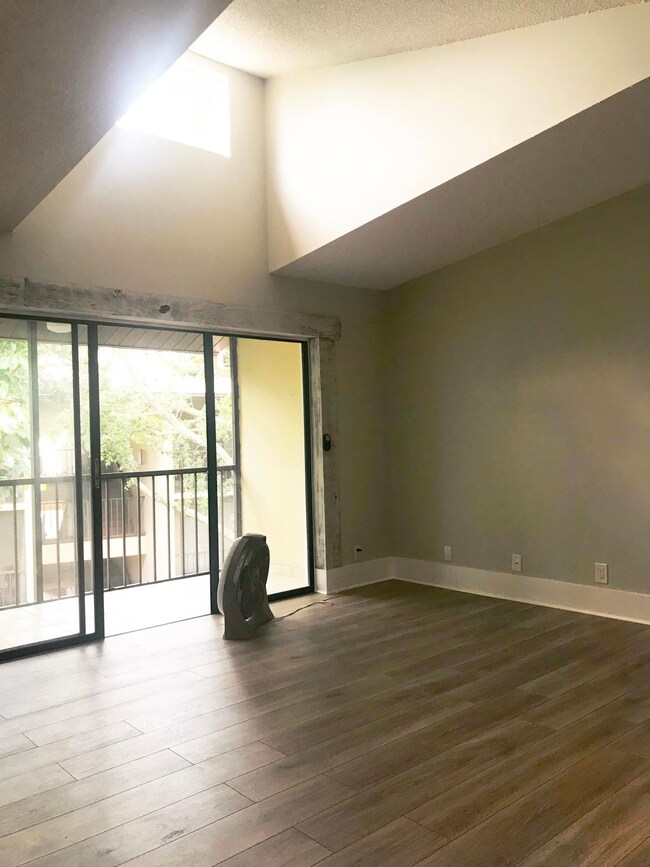 201 Foxtail Dr unit G3, Greenacres, FL 33415 - photo 4