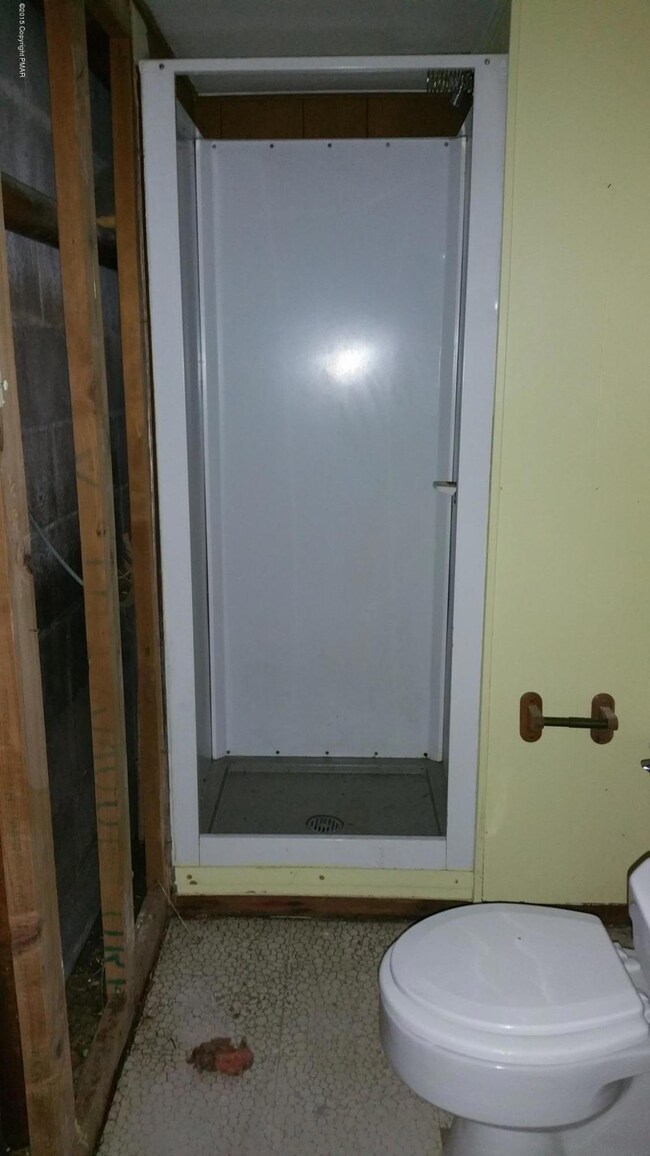 804 Woodland Ave, Hawley, PA 18428 - photo 4