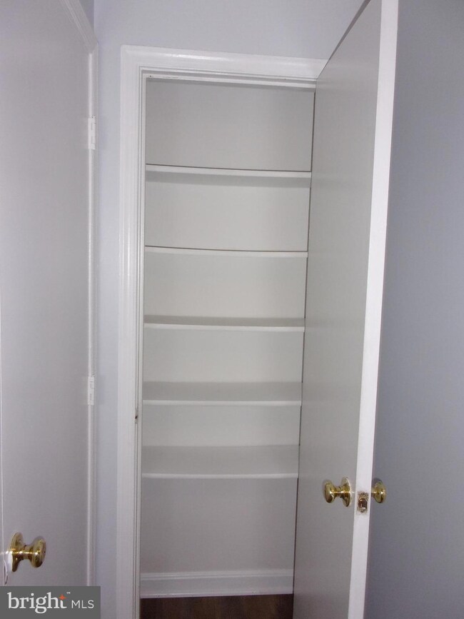 100 Chesterfield Ln unit 103, Stafford, VA 22556 - photo 7