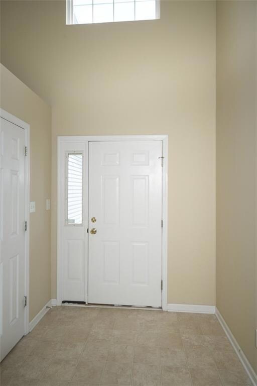 12472 Buccaneers Dr, Fishers, IN 46037 - photo 2