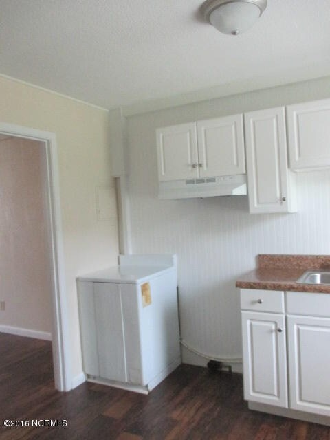 1248 Davis St, Jacksonville, NC 28540 - photo 6