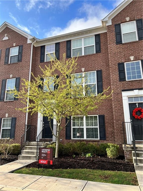 1955 S Frederick Way, Carmel, IN 46032 - photo 2