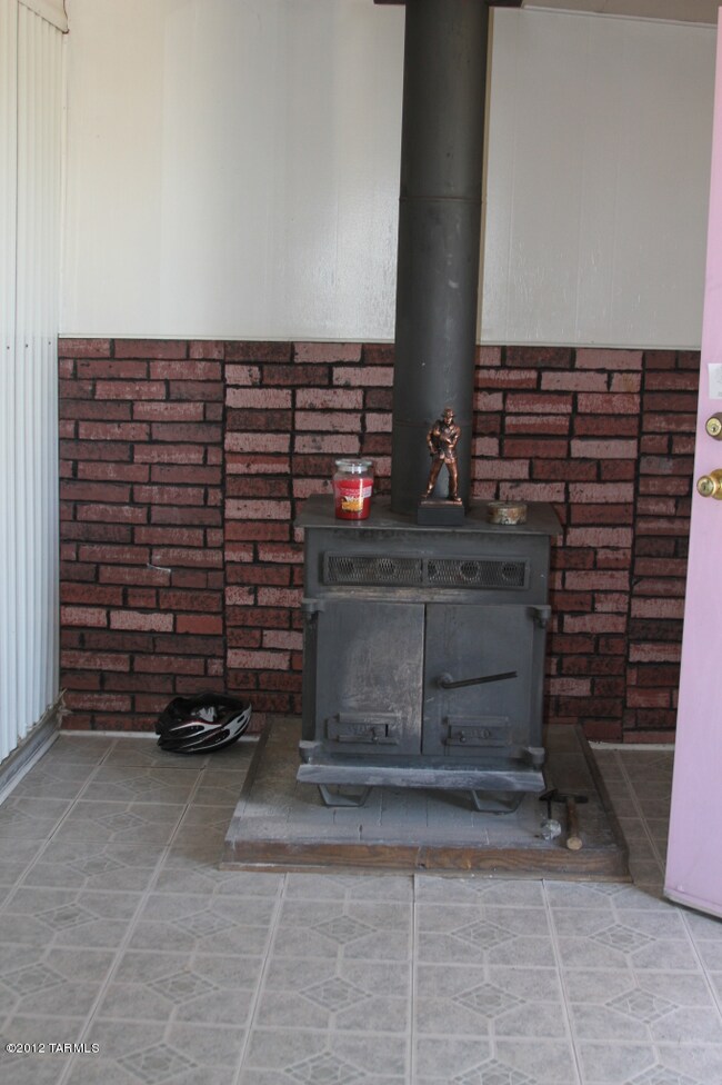 Wood burning stove