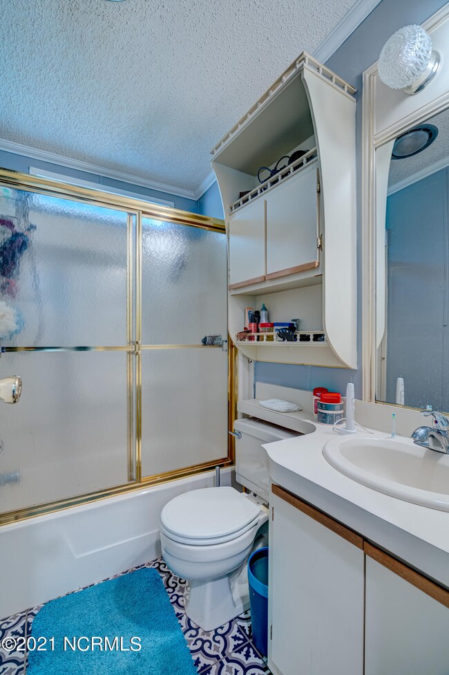 409 Quartermaster Ct, Hampstead, NC 28443 - photo 7