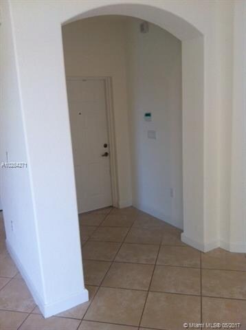 ENTRANCE TO THE UNIT