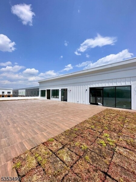 321 E 3rd St unit 421, Plainfield, NJ 07060 - photo 5