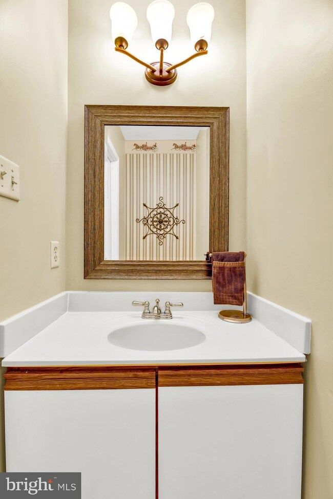 4046 Forest Valley Rd, Parkville, MD 21234 - photo 7