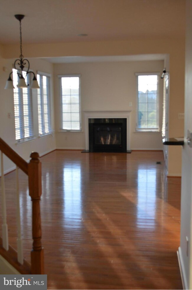 22605 Upperville Heights Square, Ashburn, VA 20148 - photo 6