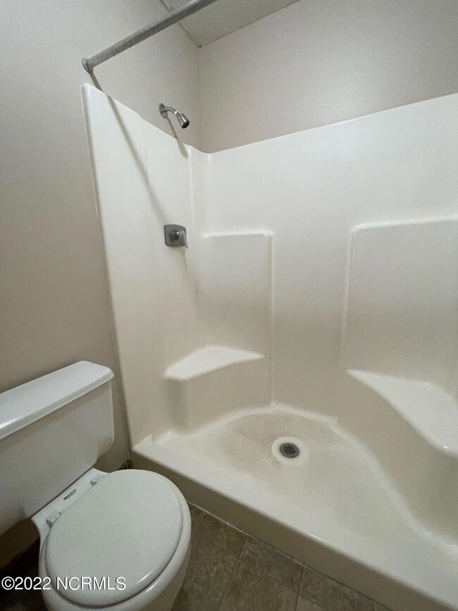 107 Highland Ct, Jacksonville, NC 28540 - photo 7