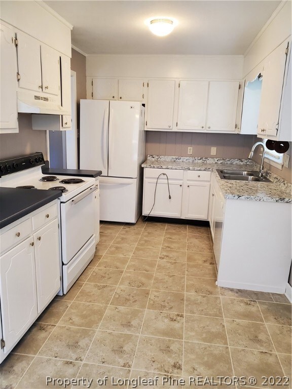 319 Richmond Dr, Fayetteville, NC 28304 - photo 5