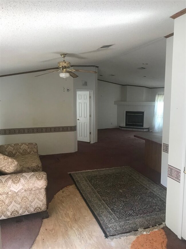 252 Friendship Church Rd, Crawfordville, FL 32327 - photo 3