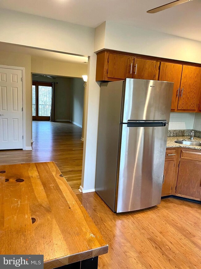 1004 Silver Ct, Hamilton Square, NJ 08690 - photo 6