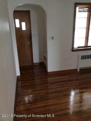 150 Chestnut St, Dunmore, PA 18512 - photo 2