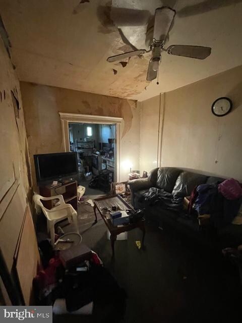 2811 W Mulberry St, Baltimore, MD 21223 - photo 3