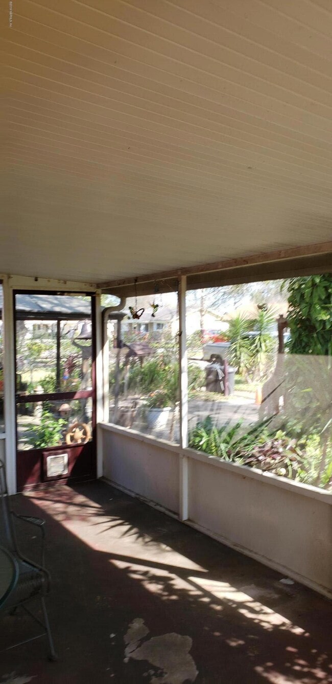 6984 Autrey Ave E, Jacksonville, FL 32210 - photo 3